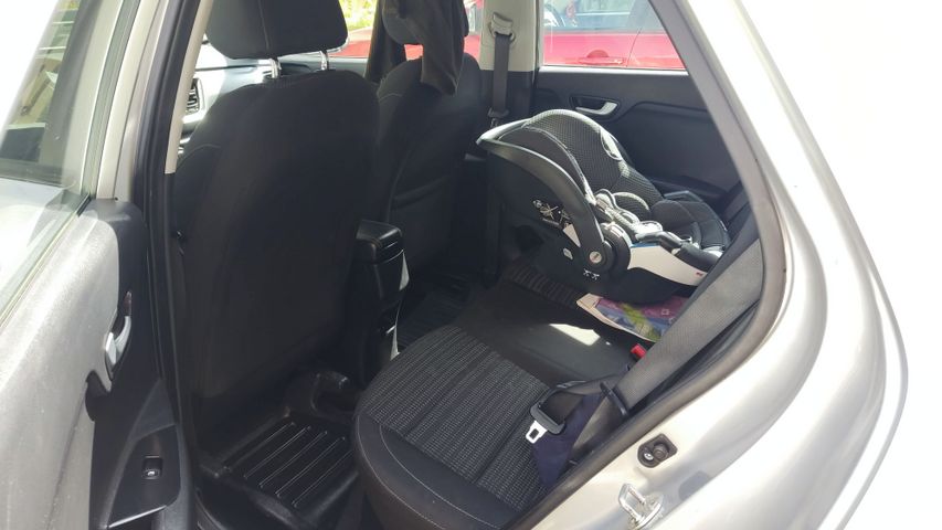 מודעת רכב קיה סטוניק