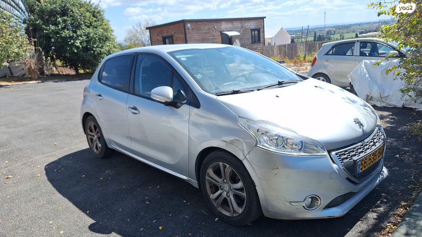 מודעת רכב פיג'ו 208