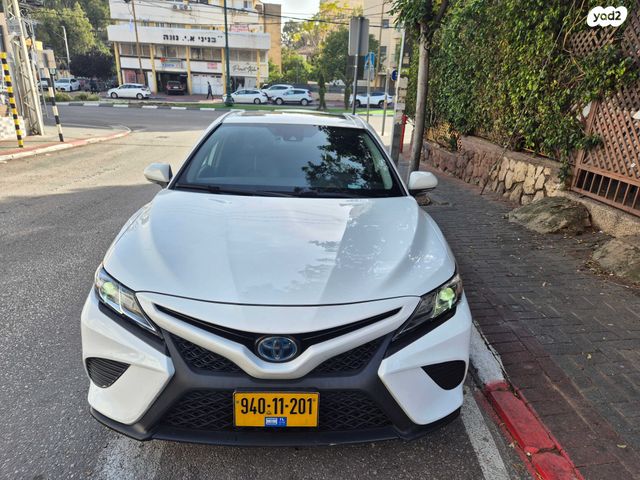 מודעת רכב טויוטה קאמרי