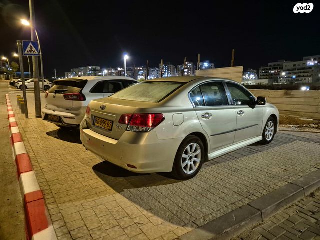 מודעת רכב סובארו B4/לגאסי