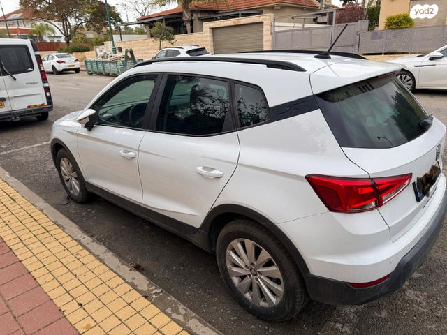 מודעת רכב סיאט ארונה