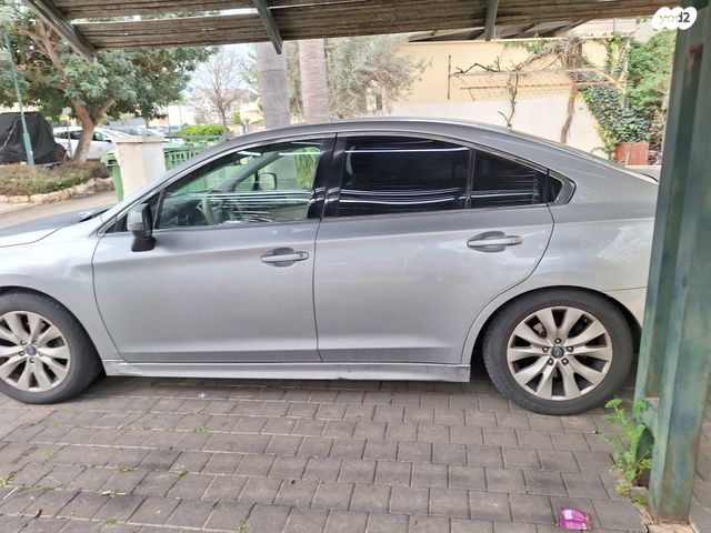 מודעת רכב סובארו B4/לגאסי