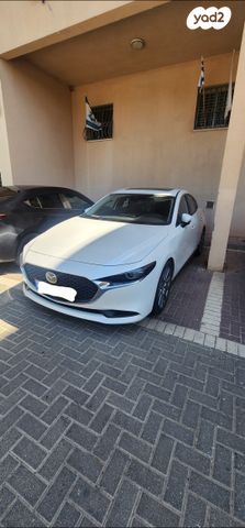 מודעת רכב מאזדה 3