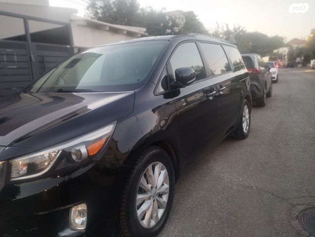 מודעת רכב קיה קרניבל