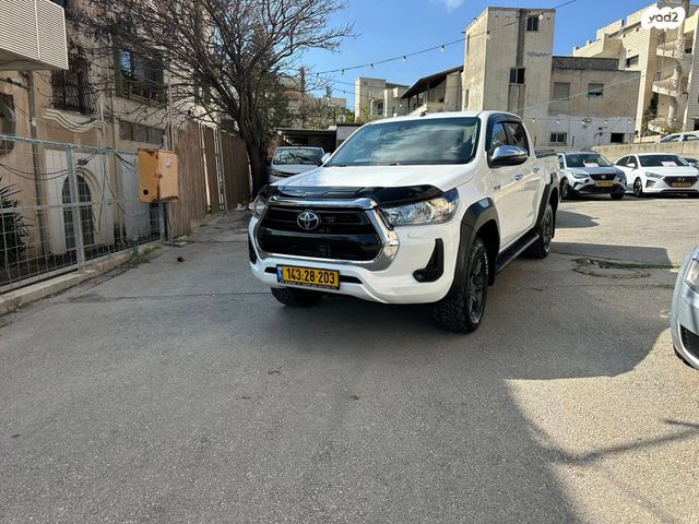 מודעת רכב טויוטה היילקס