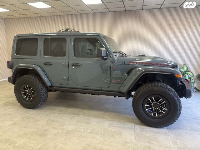 מודעת רכב ג'יפ רנגלר