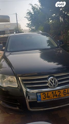 מודעת רכב פולקסווגן טוארג