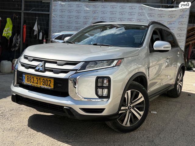 מודעת רכב מיצובישי ASX