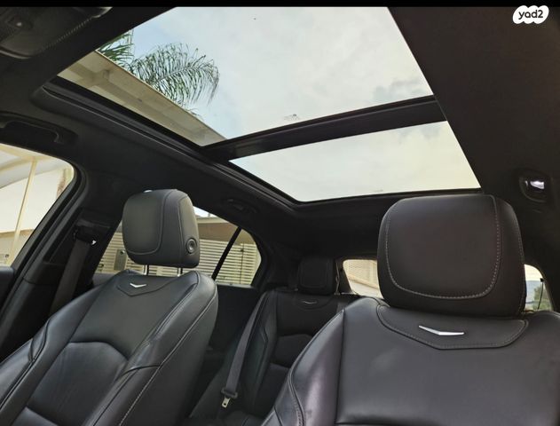 מודעת רכב קאדילק XT4