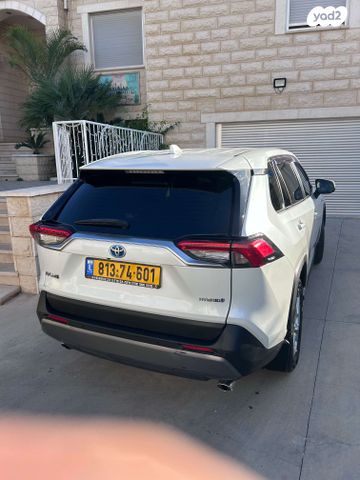 מודעת רכב טויוטה RAV4