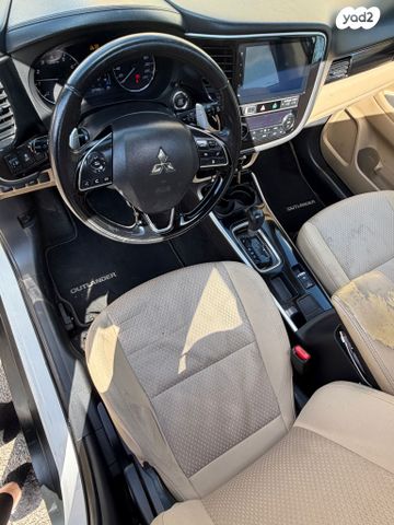 מודעת רכב מיצובישי אאוטלנדר