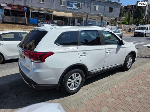 מודעת רכב מיצובישי אאוטלנדר