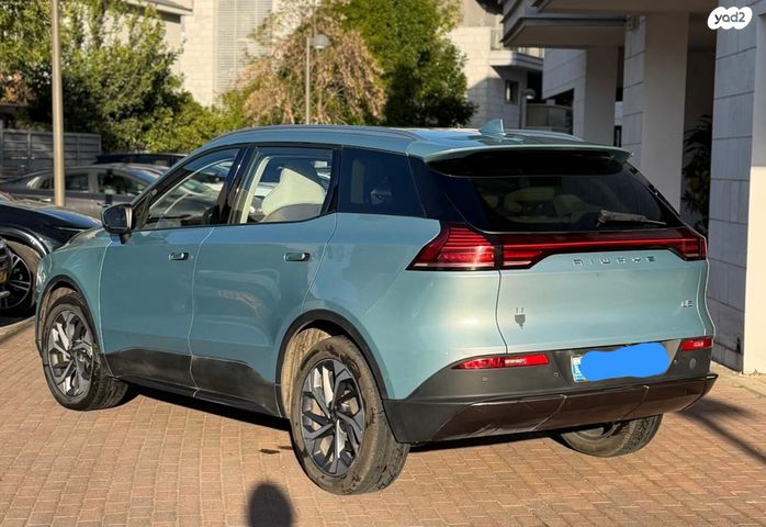 מודעת רכב איוויס U5