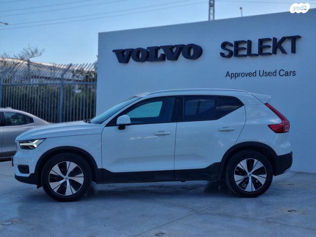 מודעת רכב וולוו XC40 2