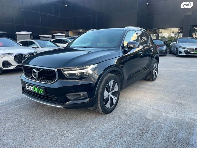 מודעת רכב וולוו XC40