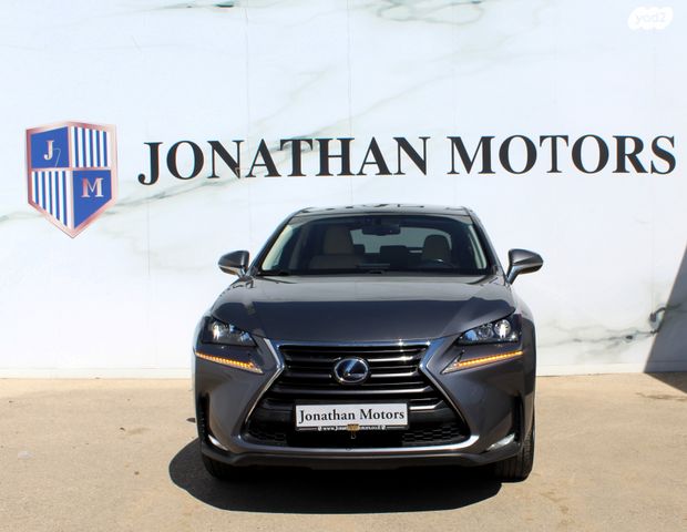 מודעת רכב לקסוס NX