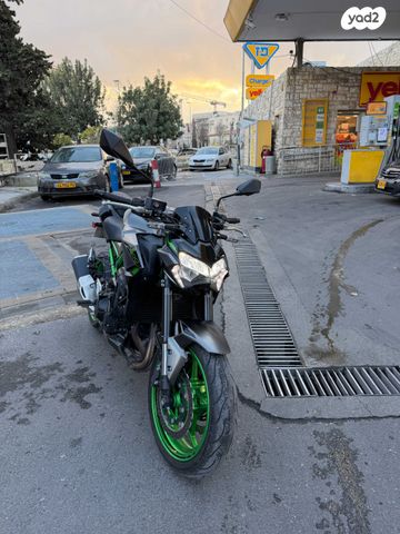 מודעת רכב קאוואסאקי Z900