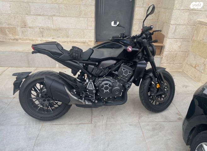 מודעת רכב הונדה CB1000R