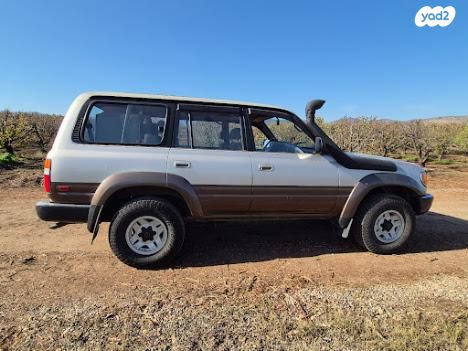 מודעת רכב טויוטה