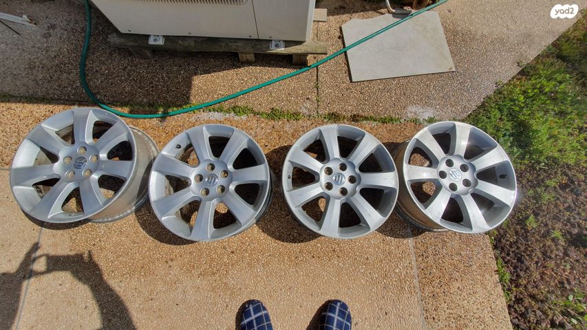 feedItemObj.data.row_1