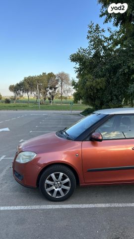 feedItemObj.data.row_1