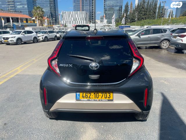 מודעת רכב טויוטה אייגו X 2