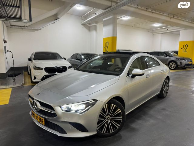 מודעת רכב מרצדס-בנץ CLA