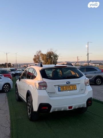 מודעת רכב סובארו XV