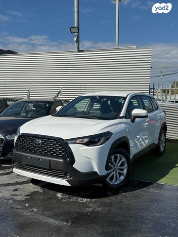 מודעת רכב טויוטה קורולה קרוס