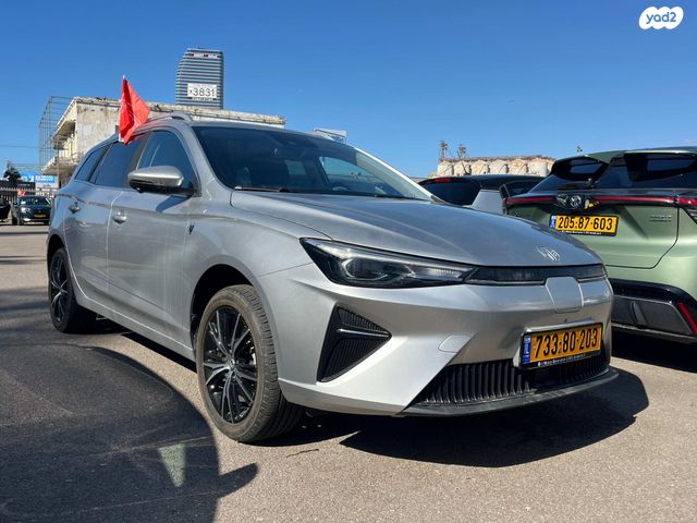 מודעת רכב אם ג'י MG5