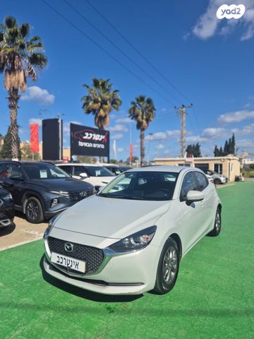 מודעת רכב מאזדה 2