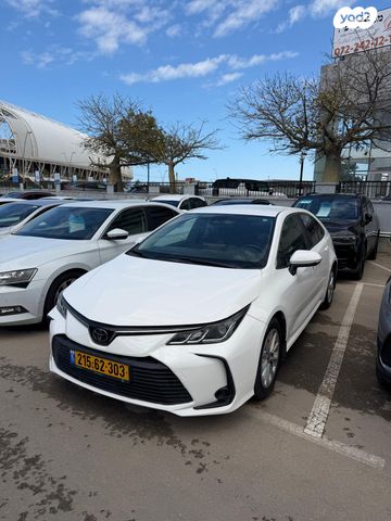 מודעת רכב טויוטה קורולה