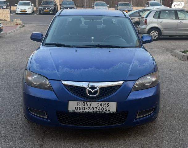 מודעת רכב מאזדה 3