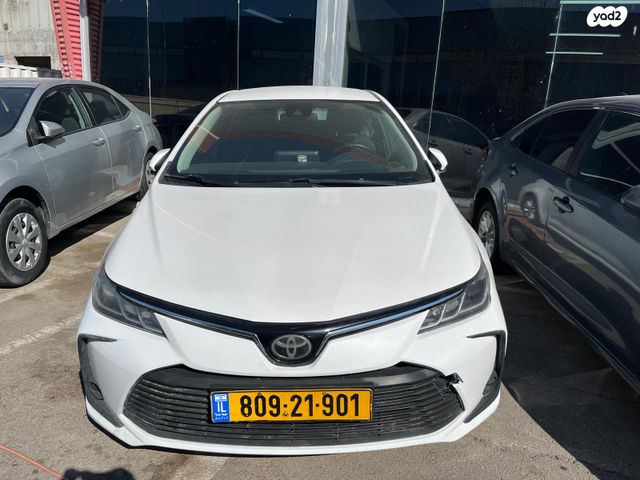 מודעת רכב טויוטה קורולה