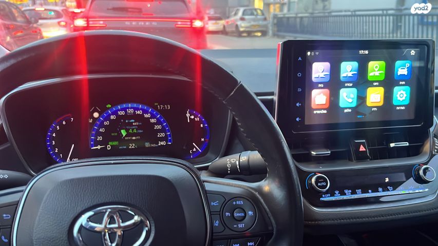 מודעת רכב טויוטה קורולה