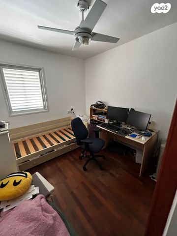 יעקב מרידור 11