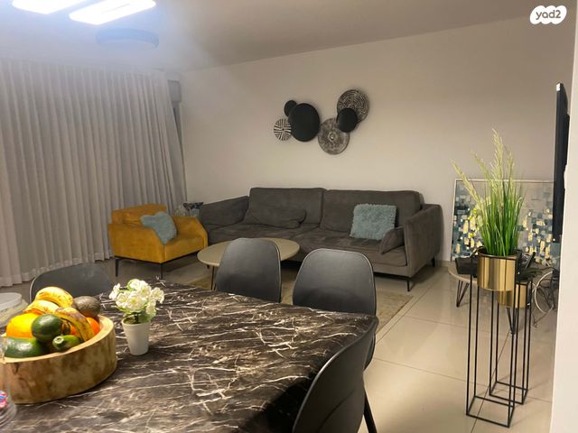 יוסקה יריב 15