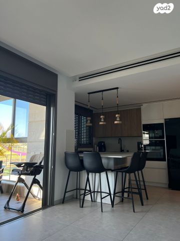 דליה רביקוביץ 10