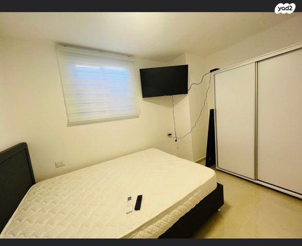 יצחק אבינו 1