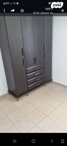 הנרייטה סולד 9