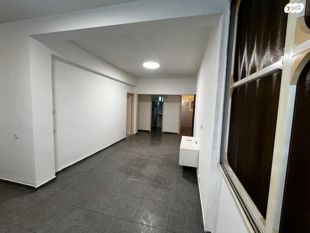 שדרות ירושלים 144