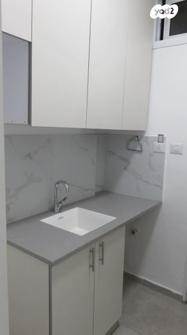 בעלי התוספות 21