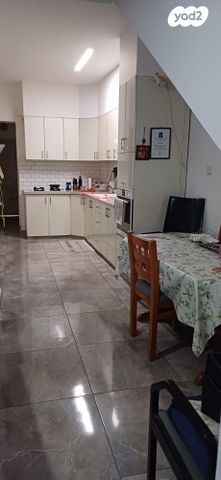 חיים סירני 7