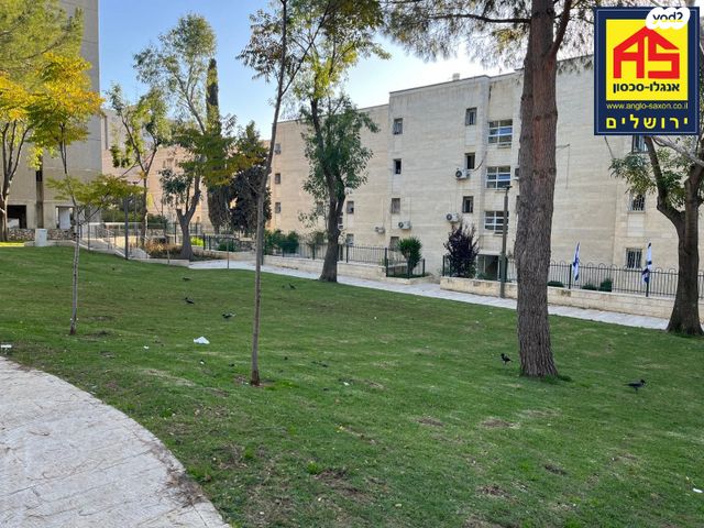 מבוא שמואל פינלס 