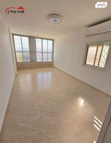 מודעת נכס, שדרות דב הוז 50, תל גיבורים, חולון