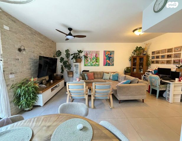 דירה, נגבה, רמת גן