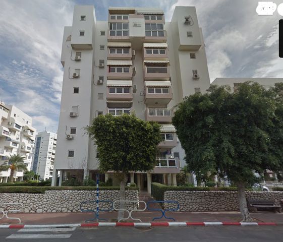 מודעת נכס, משה אבן עזרא, רובע ה', אשדוד