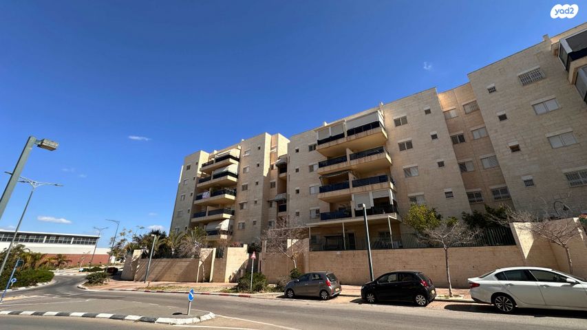 מודעת נכס, גדעון האוזנר, רמות הרכס, באר שבע