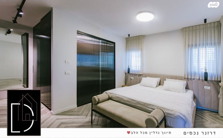 דו משפחתי, מתחם 200, הוד השרון