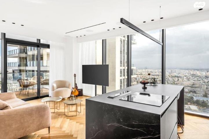 הרב ניסנבאום 